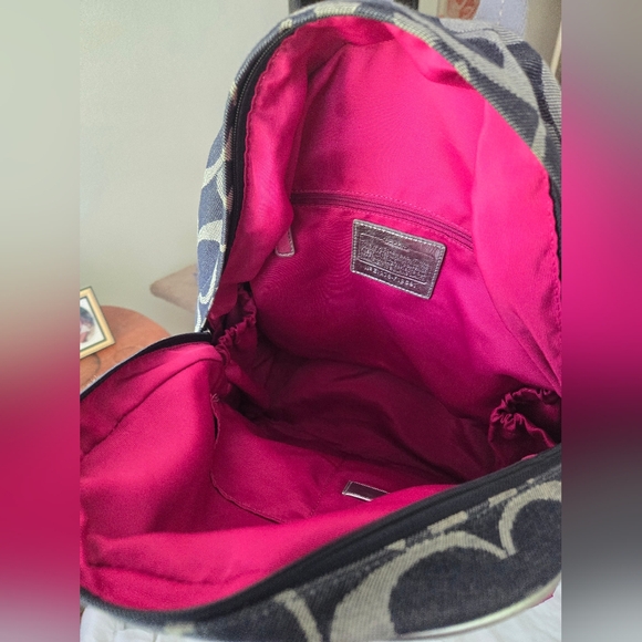 Coach Backpack, black and silver with pink lining - Picture 6 of 10